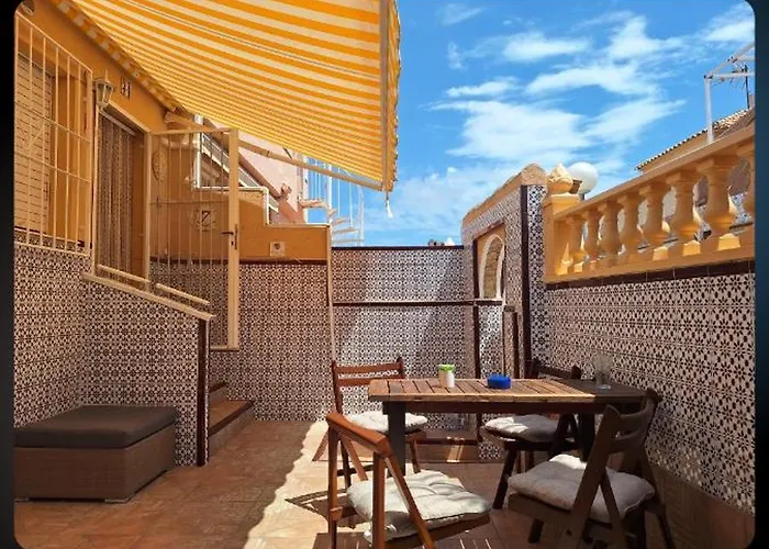 Дом отдыха Tranquilo Townhouse Casa Spain Kwintos Торевьиа